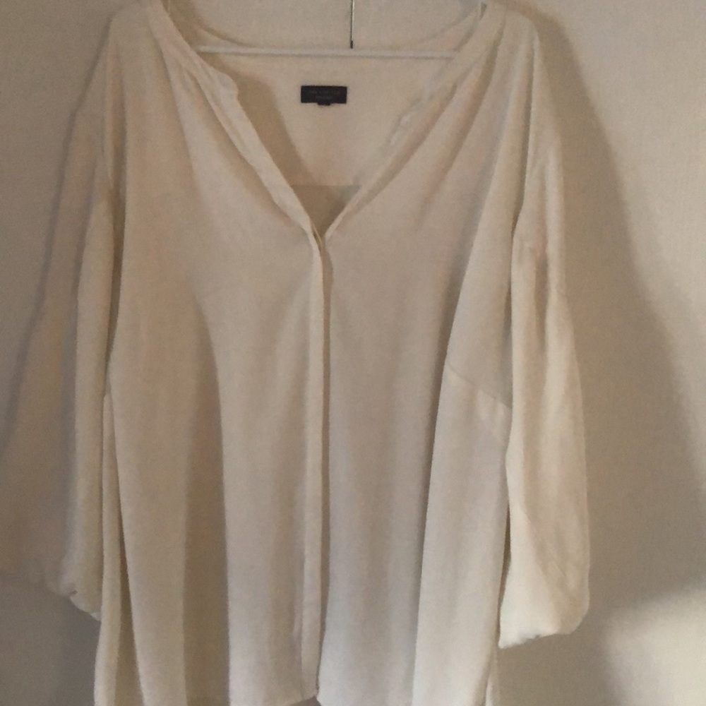 Woman’s the limited pearl cuff spring classy button up blouse